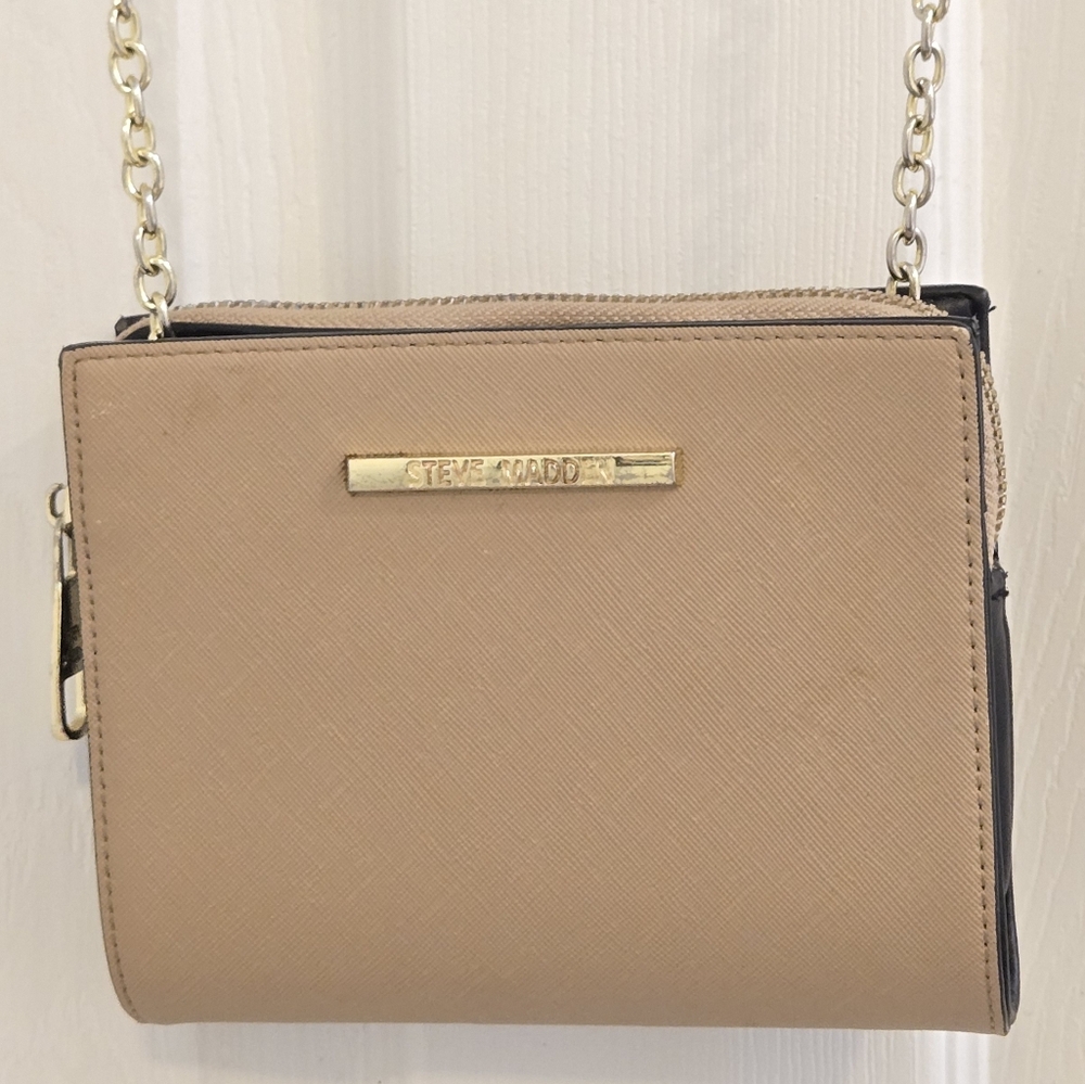 Steve Madden Crossbody Handbag - Picture 4 of 16